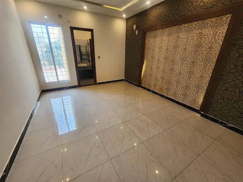 4 Kanal House For Sale At Main Qarshi Road 24