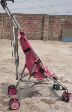 baby carying prame used but in good condition maximum 8 month