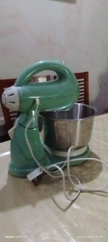 Electric Stand Mixer 2