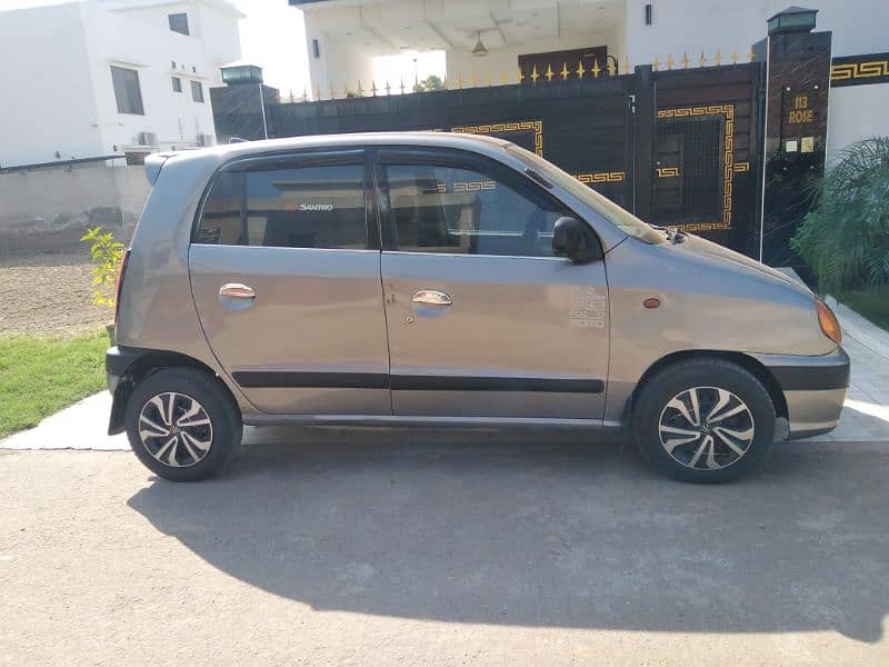 Hyundai Santro 2005 on my name 9