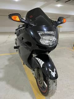 Honda CBR 1100cc black bird 0