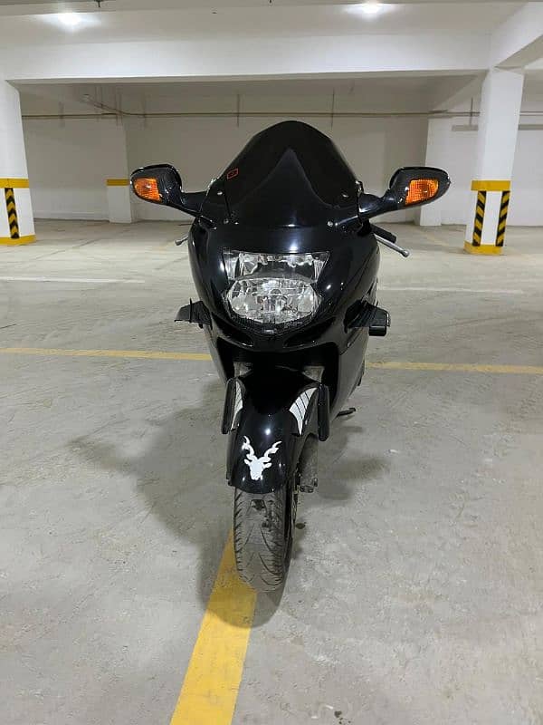 Honda CBR 1100cc black bird 3