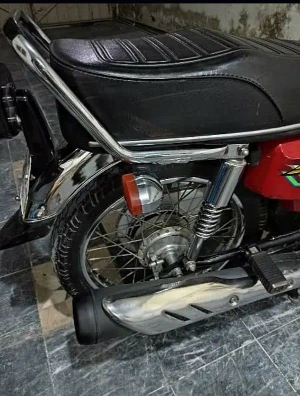 Honda 125 all ok 1