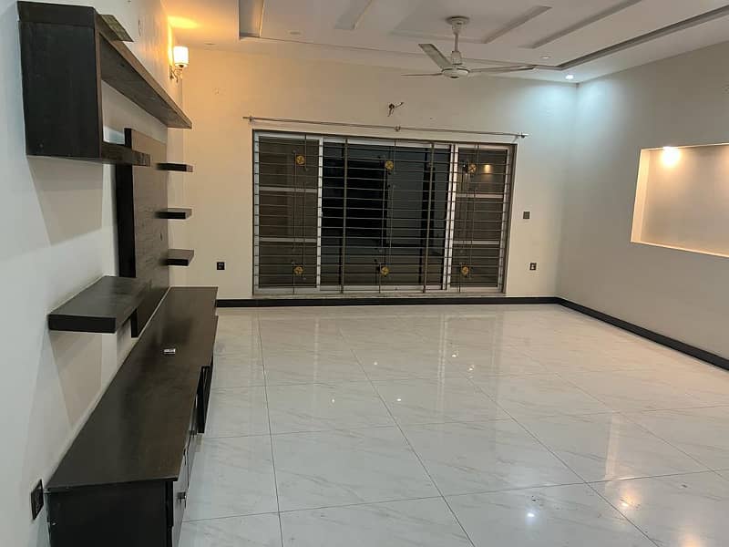 1 Kanal Slightly Used House Available For Sale In Lake City Sector M-3 15