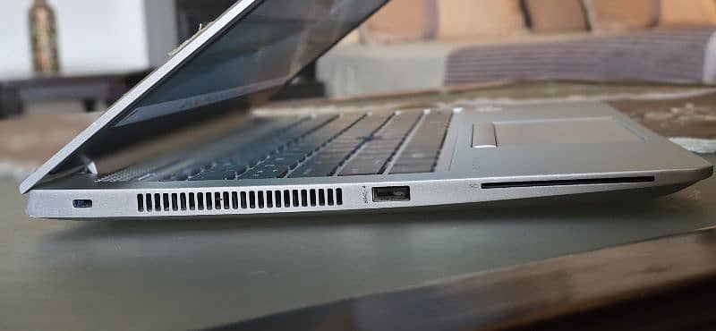 HP Elitebook 840 G5 6