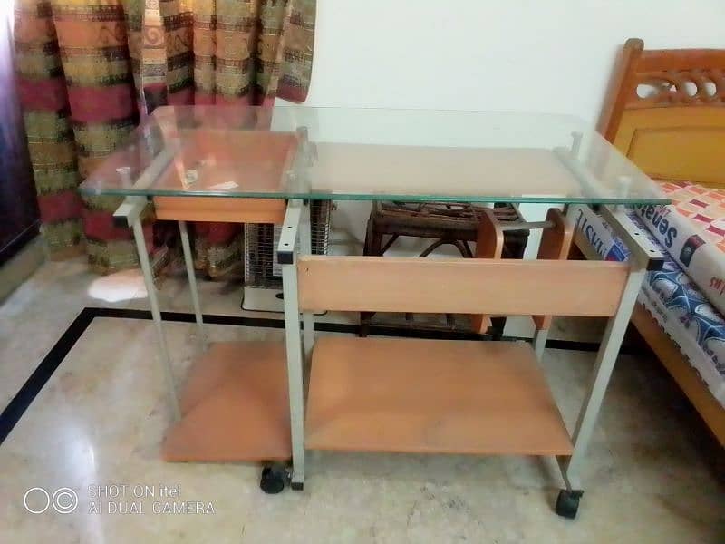 Study Computer table and chair 3