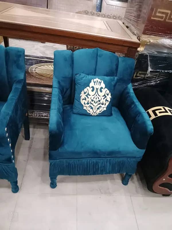 bed room chairs/poshish chairs/chair with table/ sofa chairs/ chairs 1