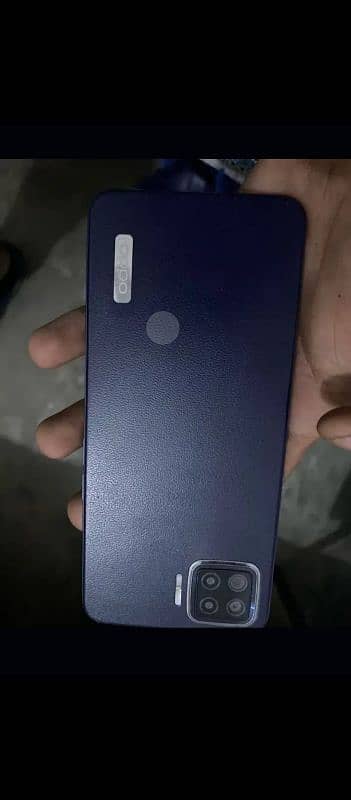 oppo f17 8+5/128 10/10 condition 2