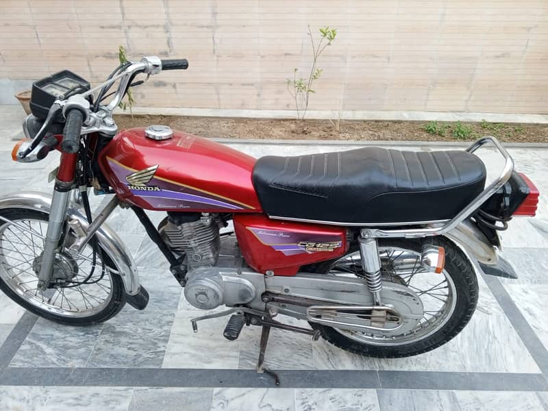 Honda CG 125 2001 4