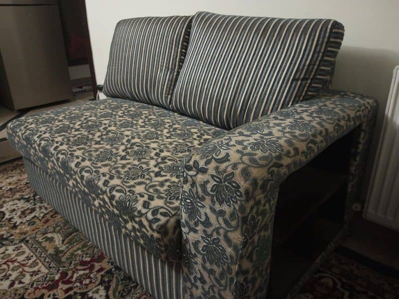 2 seater Sofa 1