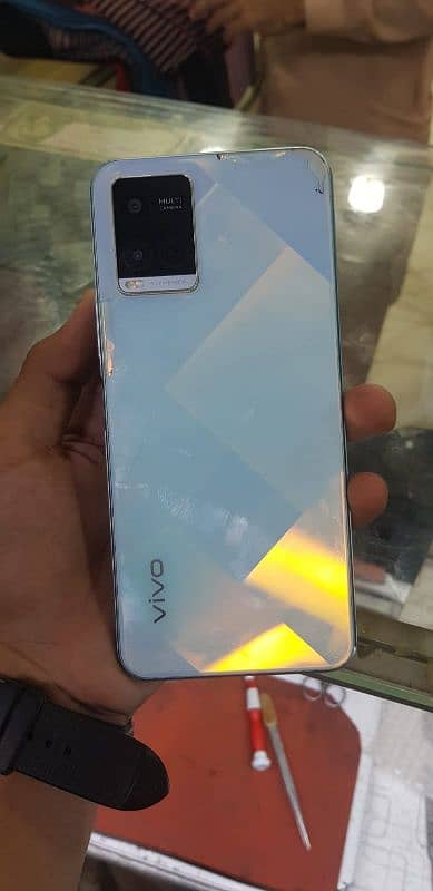 Vivo y21 PTA approved touch change good condition only 20k 3