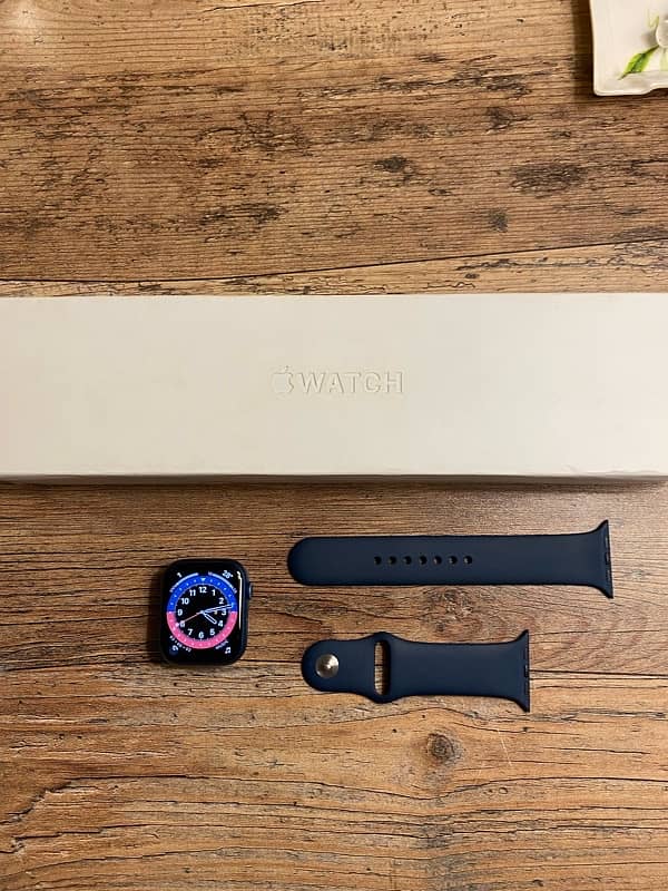 Apple watch series 7 45mm[98%battery] 0