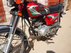 125 GENUINE  CONDITION  EVERY  THINGS  ARE GENUINE  ONLY  10000 RUN 0