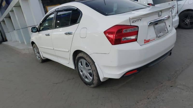 Honda City IVTEC 2020 4