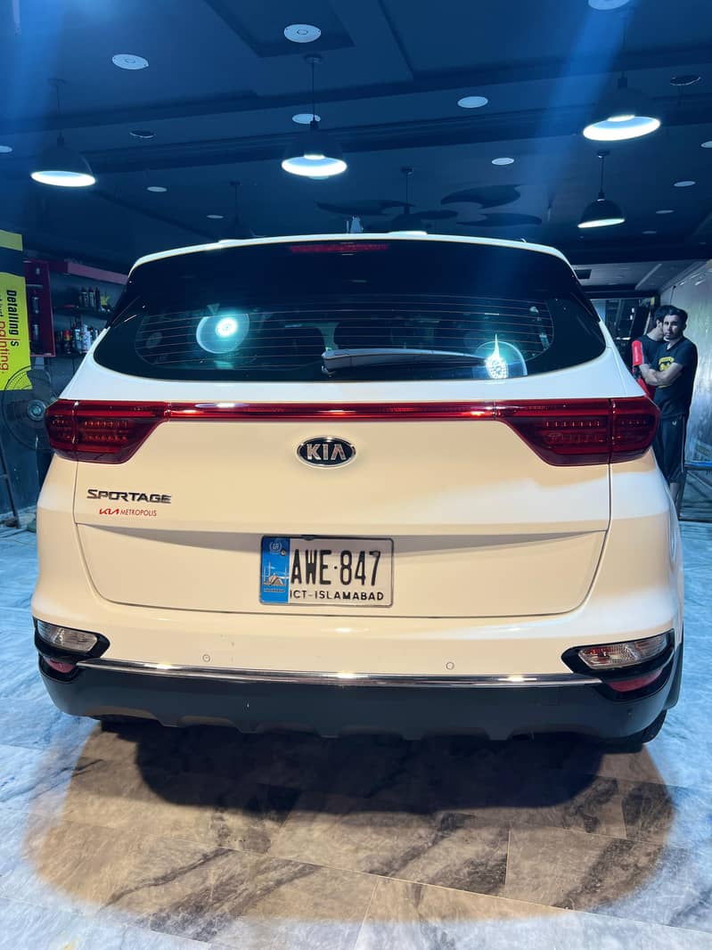 KIA Sportage AWD 2021 4