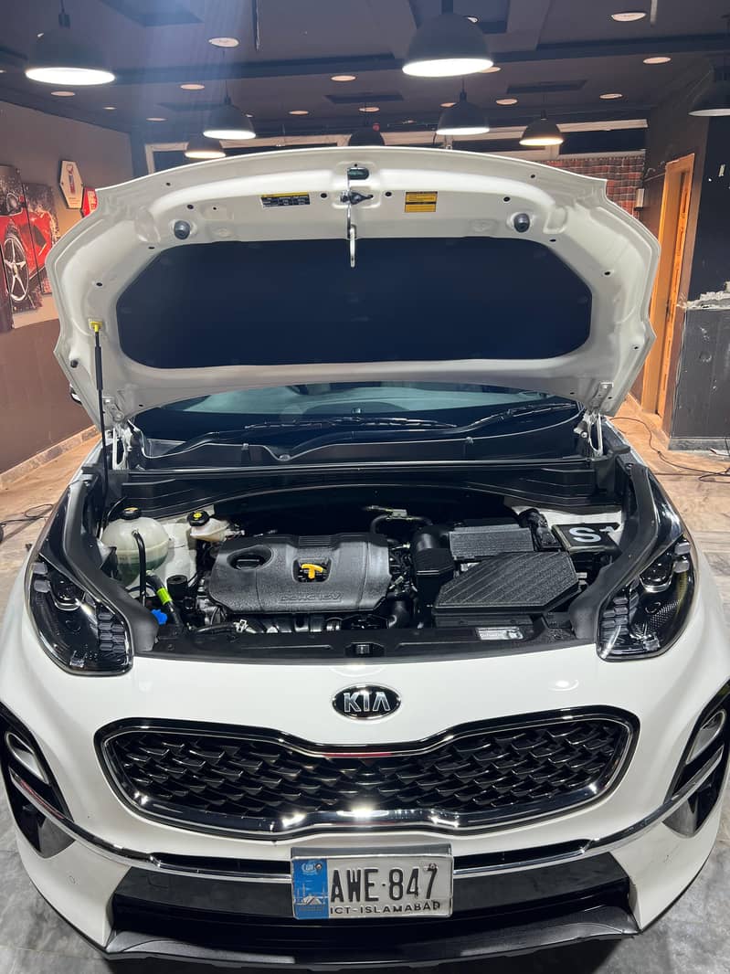 KIA Sportage AWD 2021 5