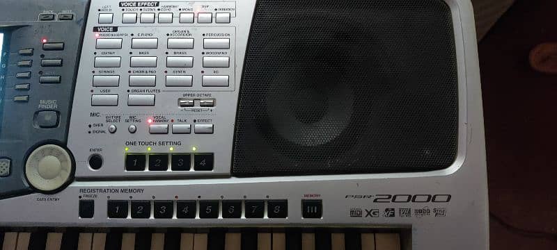 Yamaha PSR 2000 All ok 3