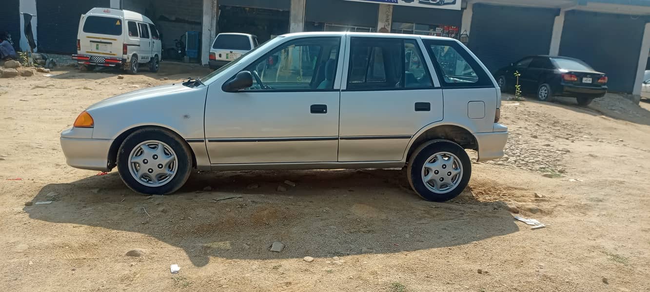 Suzuki Cultus VXR 2004 2