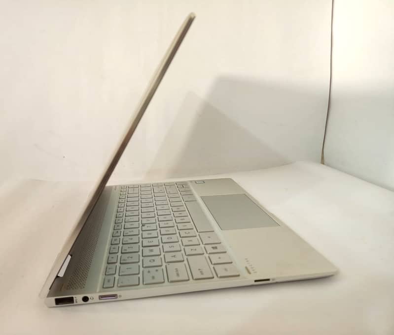 HP SPECTRE X360 i7-8th 2