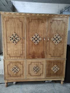 3 door cupboard