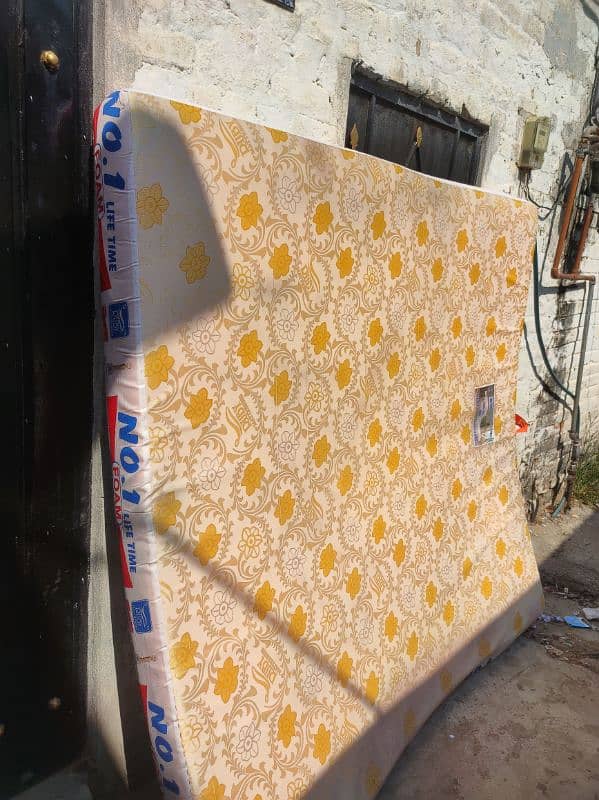 Rubi King size mattress for sale 3