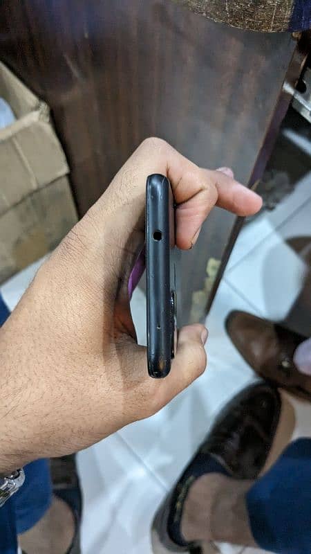 Googl Pixel 4a 5G 4