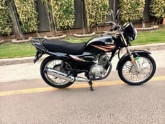 yamaha ybr Z  2017 end model total  original 26000 km driven only