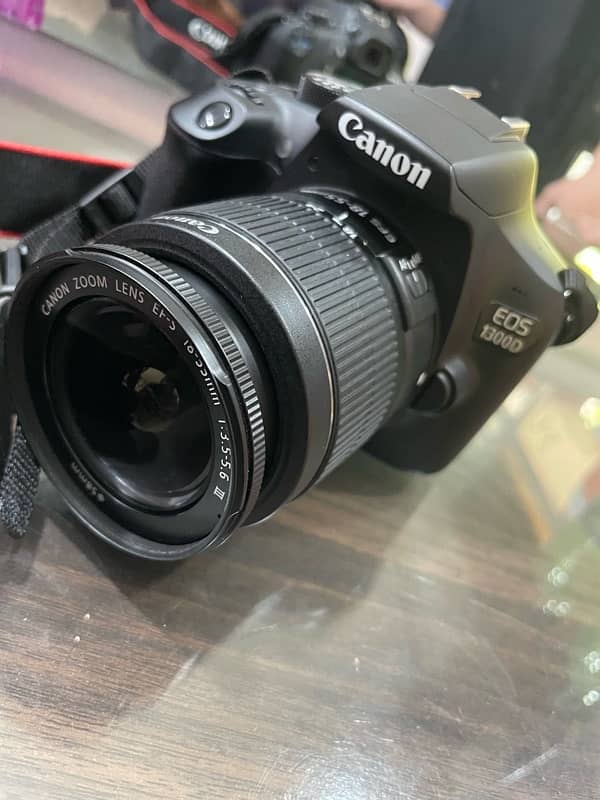 dslr canon EOS1300d 5