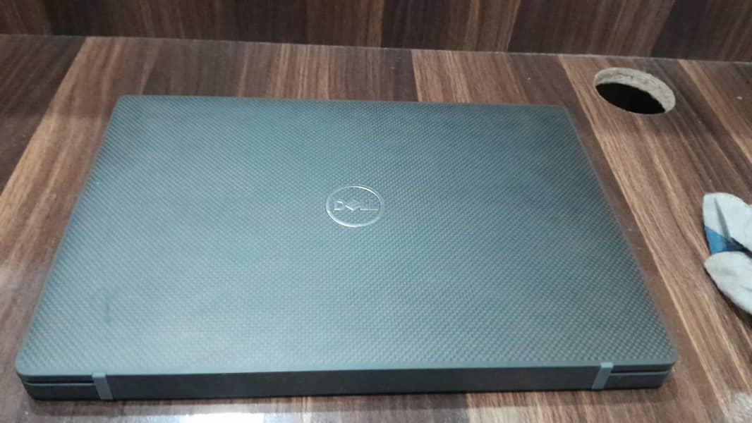 Dell Latitude 7400 i7 8th Generation 1