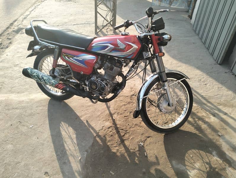 Honda 125 2022/2023 4