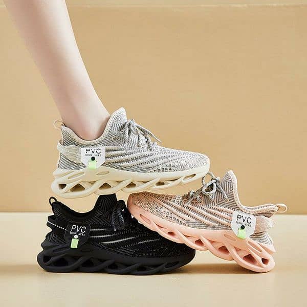 Woman's Breathable Spring Shoes (Black)_Ships From Overseas 1