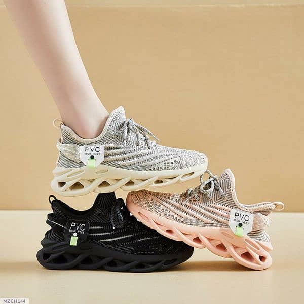 Woman's Breathable Spring Shoes (Black)_Ships From Overseas 2