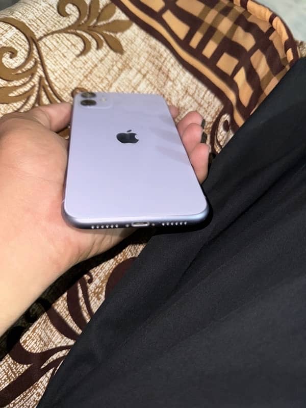 iPhone 11 1