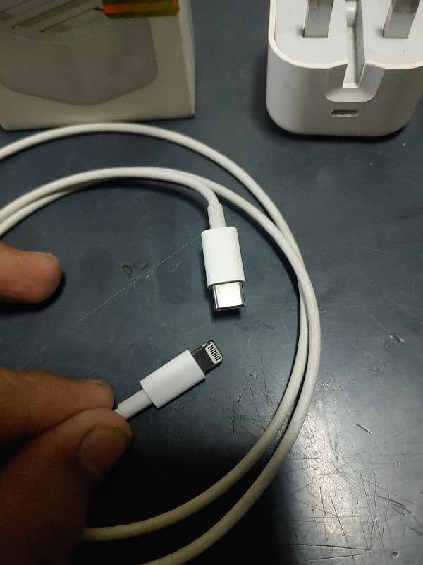 charger. iphone 13 pro max 1