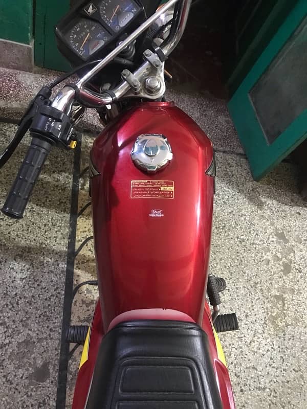 Honda 125 lush condition totally janian 7