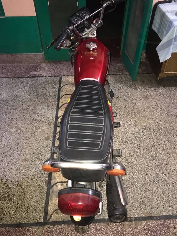 Honda 125 lush condition totally janian 10