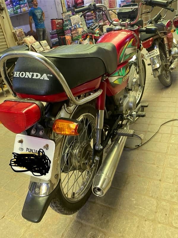 Honda CD70 1