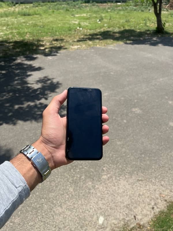 iPhone XS 64gb 4