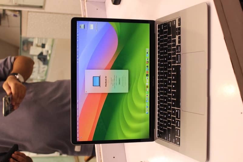 macbook air M1 8gb 256gb 20june warranty 1