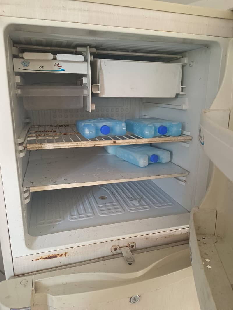 Refrigerator for Sale 3