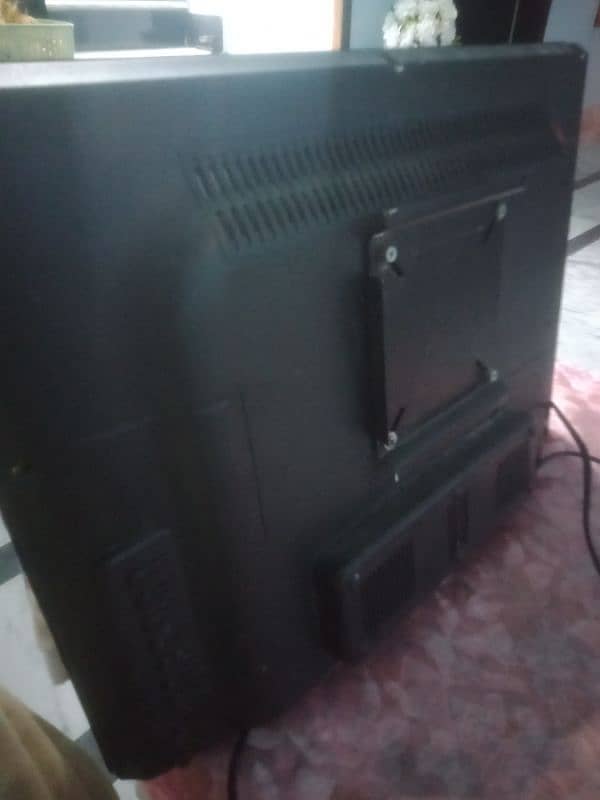 LED TV 1