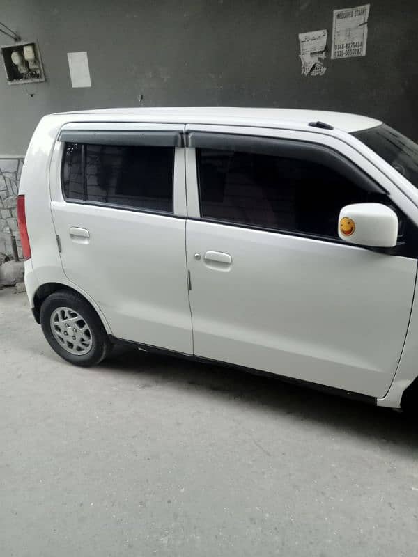 Suzuki Wagon R 2019 1