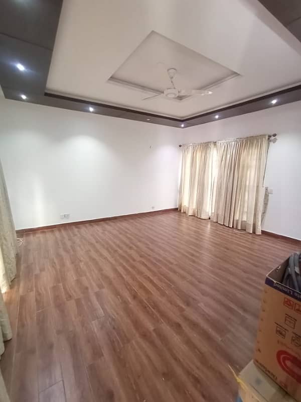 1 Kanal Fabulous Upper Portion On Top Location For Rent In DHA Phase 1 Lahore 10