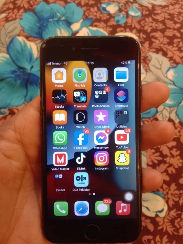 iPhone 7 128gb PTA Approved All okay urgent sell 1