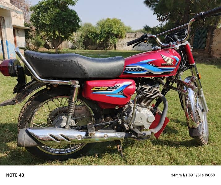 Honda 125 10by10 red colour number lga howa ha 1