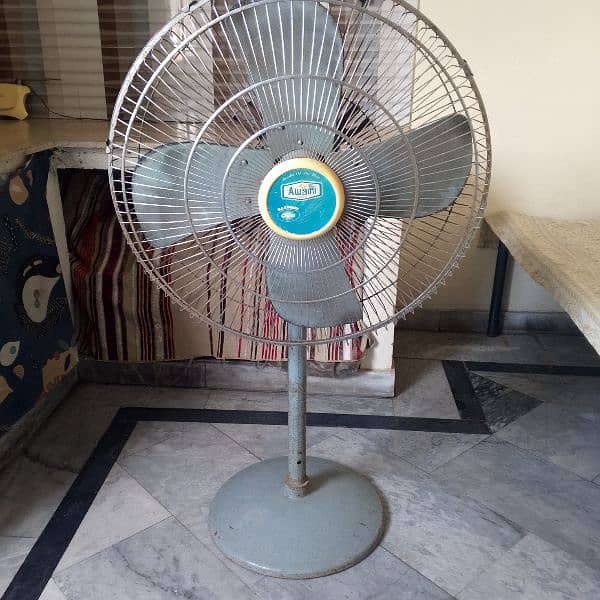 urgent sale fan 2