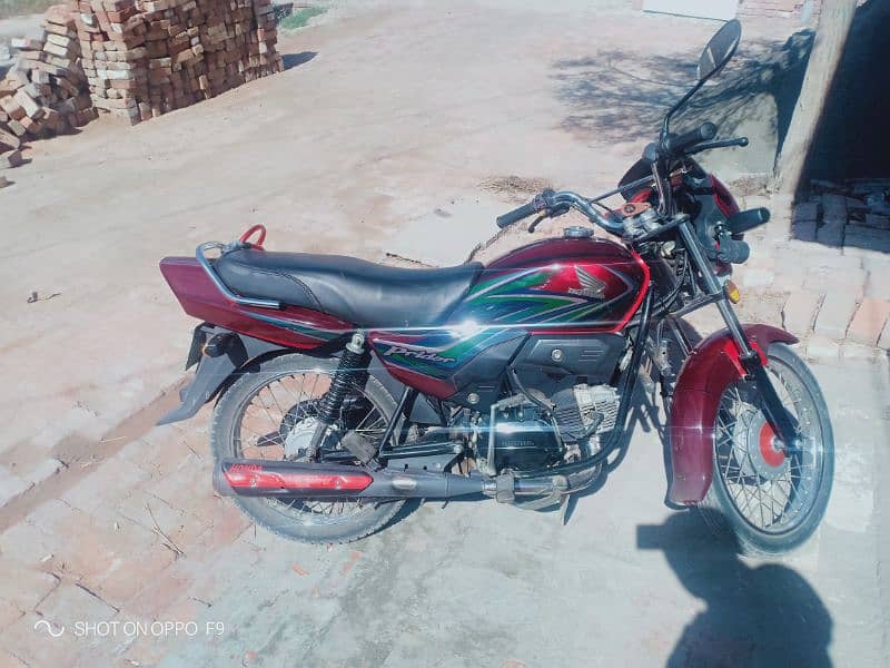 Honda pridor 100cc urgent for sale. . . . 2