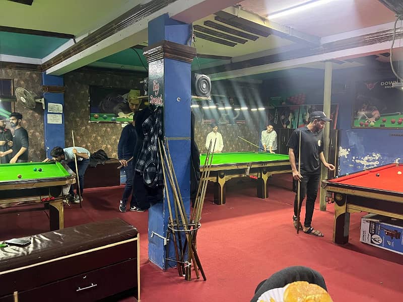 SNOOKER CLUB FOR SALE MAIN 150 FOOT ROAD IDEOL LOCATION 2