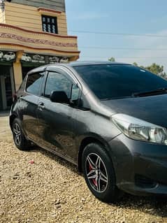 Toyota Vitz 2011/2014