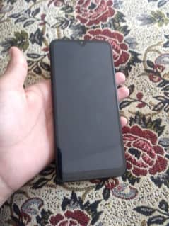 Realme c2 32GB charger hai Dabba nhi hai